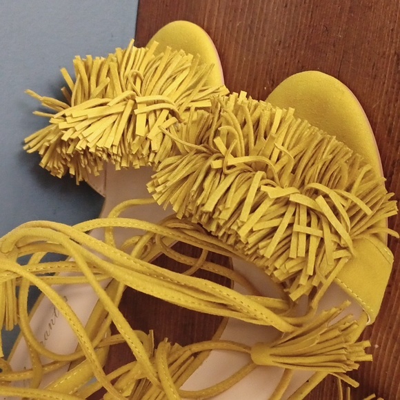 Heels - Picture 16 of 16